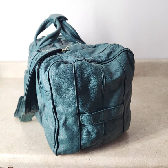 Carroll Goods Top Grain Leather Soft green large Duffle Bag Zip Shoulder strap - Picture 3 of 16